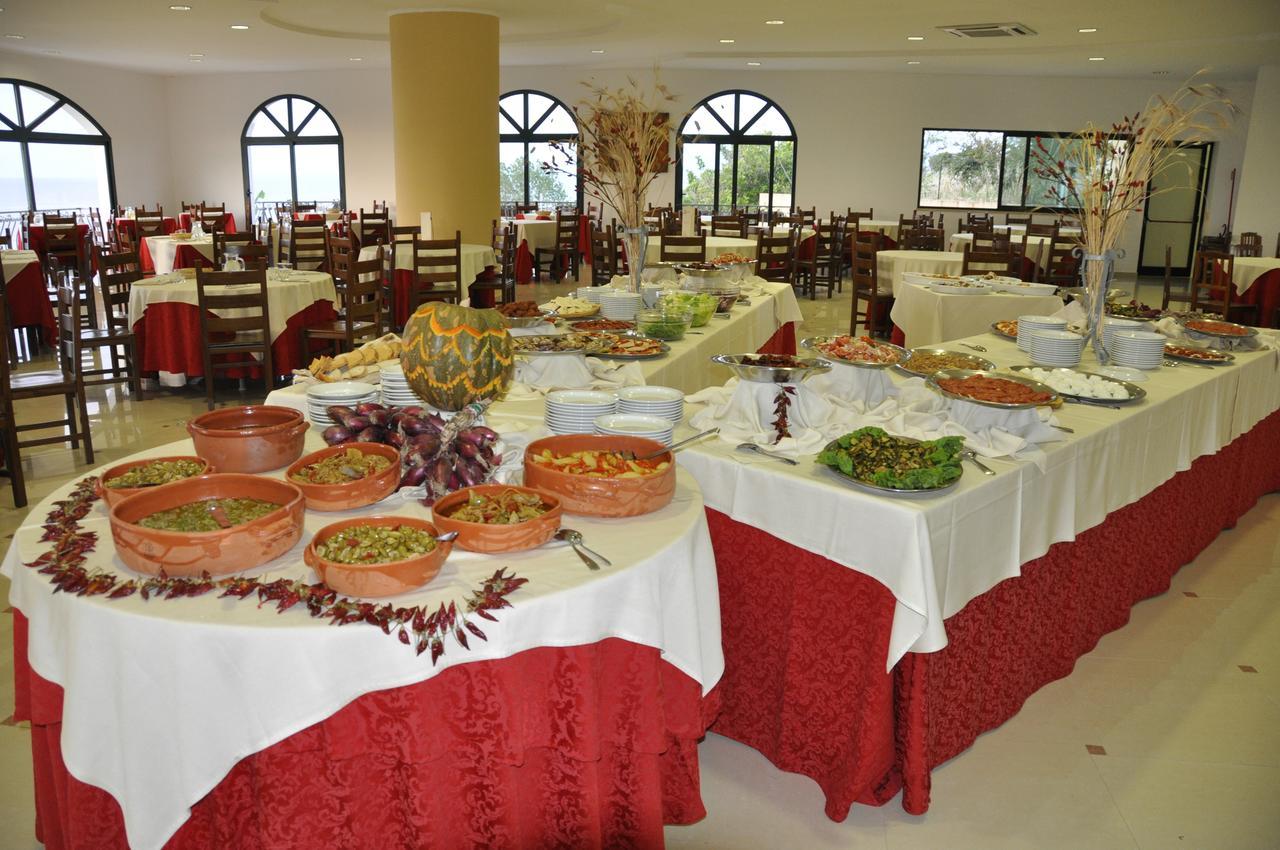 Green Garden Club Бриатико Экстерьер фото